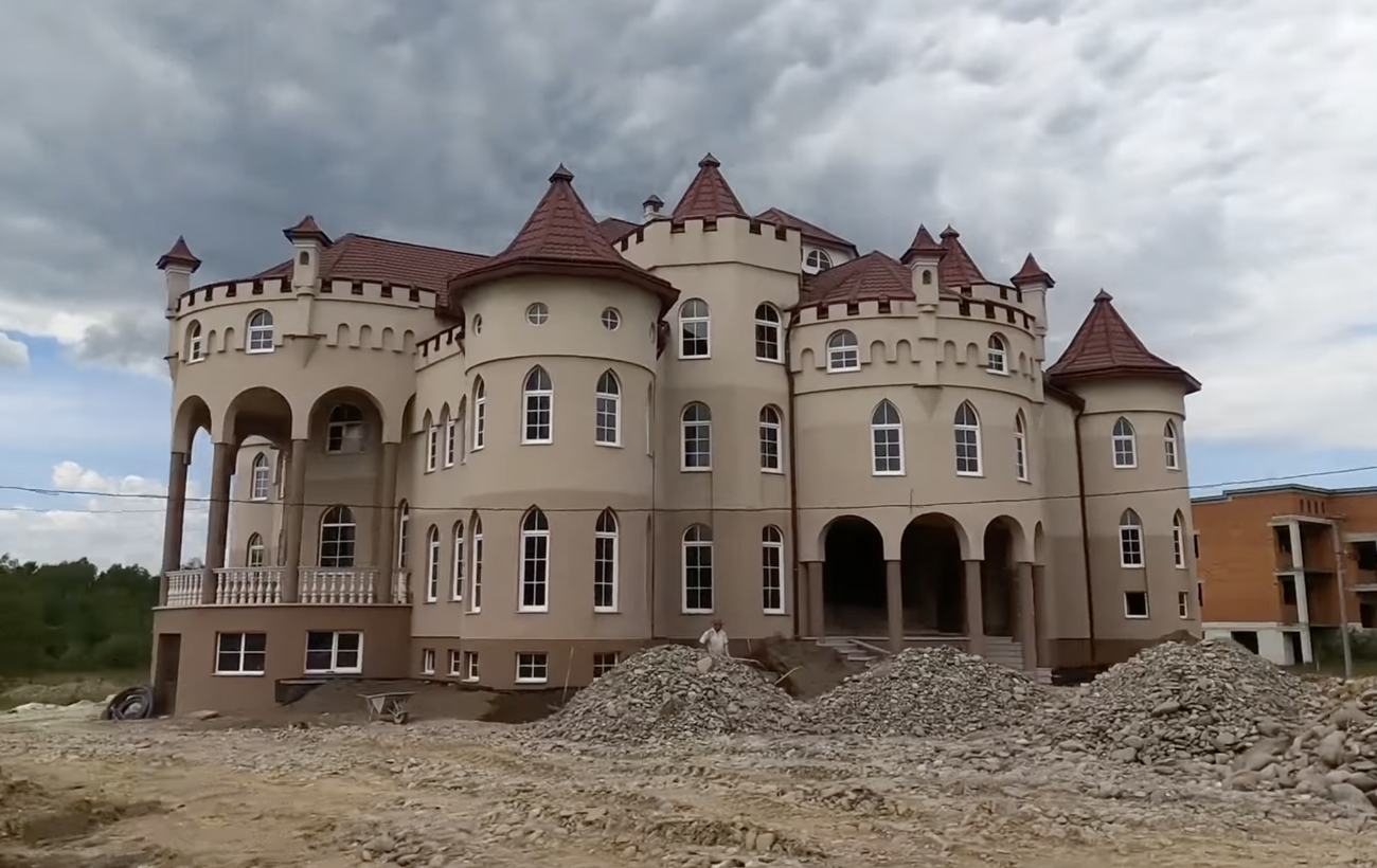 Нижня Апша: як "Українське Монако" стало найбагатшим селом у країні